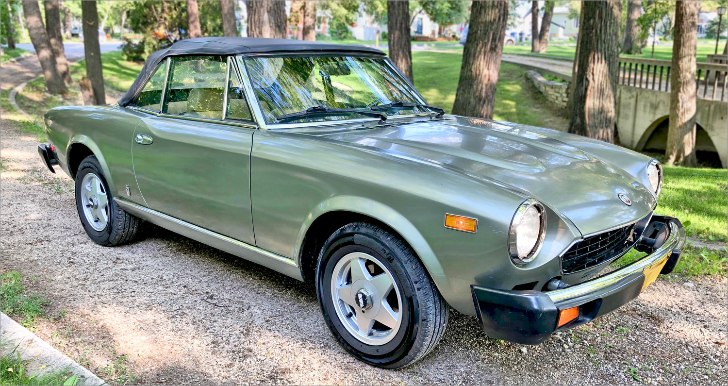 Jon's 1981 Fiat 124 Spider